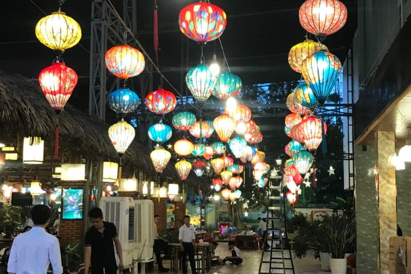 đèn lồng phòng ăn sang trọng — LongDenViet xưởng Tân Phú TP.HCM