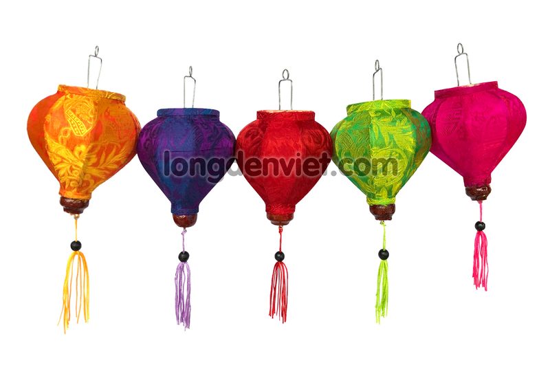 đèn lồng treo cây sân vườn — LongDenViet xưởng Tân Phú TP.HCM