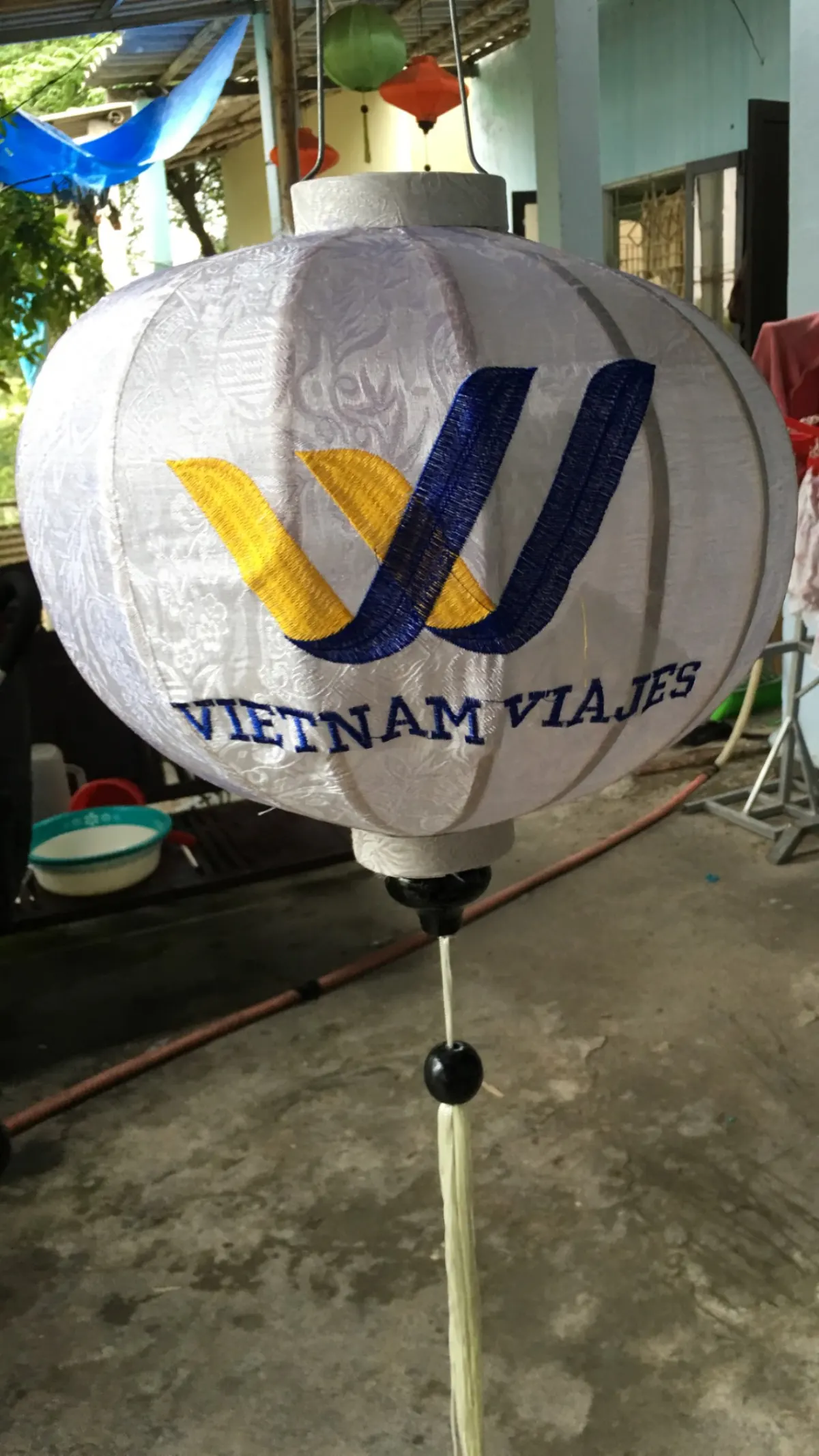 Đèn thêu tay — đèn lồng Hội An LongDenViet