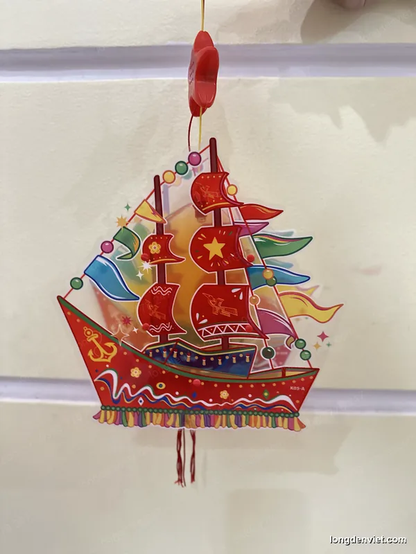 Đèn lồng thuyền buồm nhựa giả kiếng — mẫu đèn Trung Thu thủ công LongDenViet